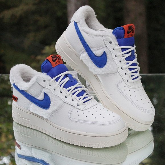 Nike Air Force 1 Low Sherpa Fleece Women’s Size 7.5 - Picture 3 of 12